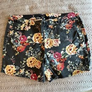 Floral shorts